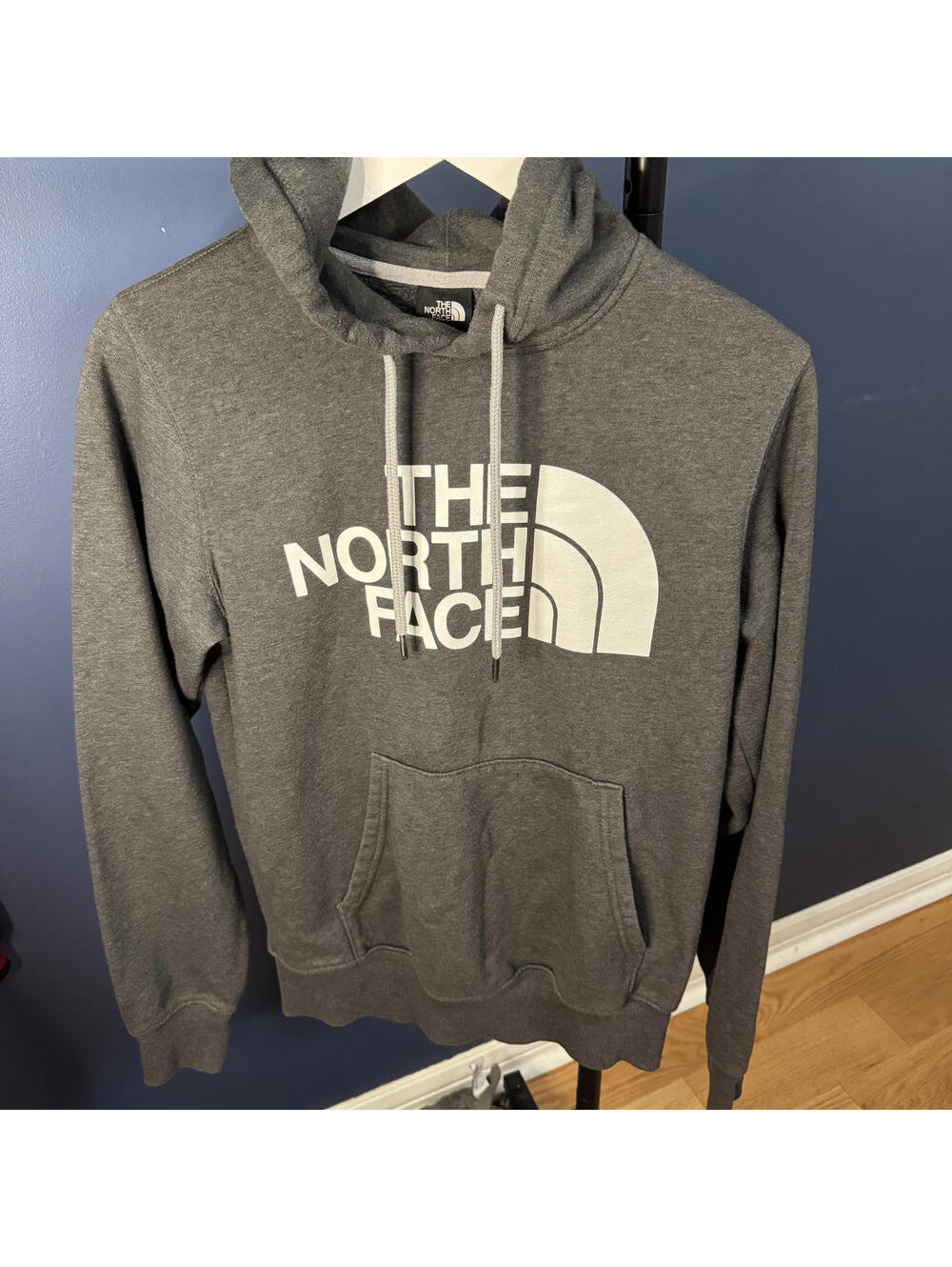 The North Face, Gray Pullover Hoodie, Mens XS